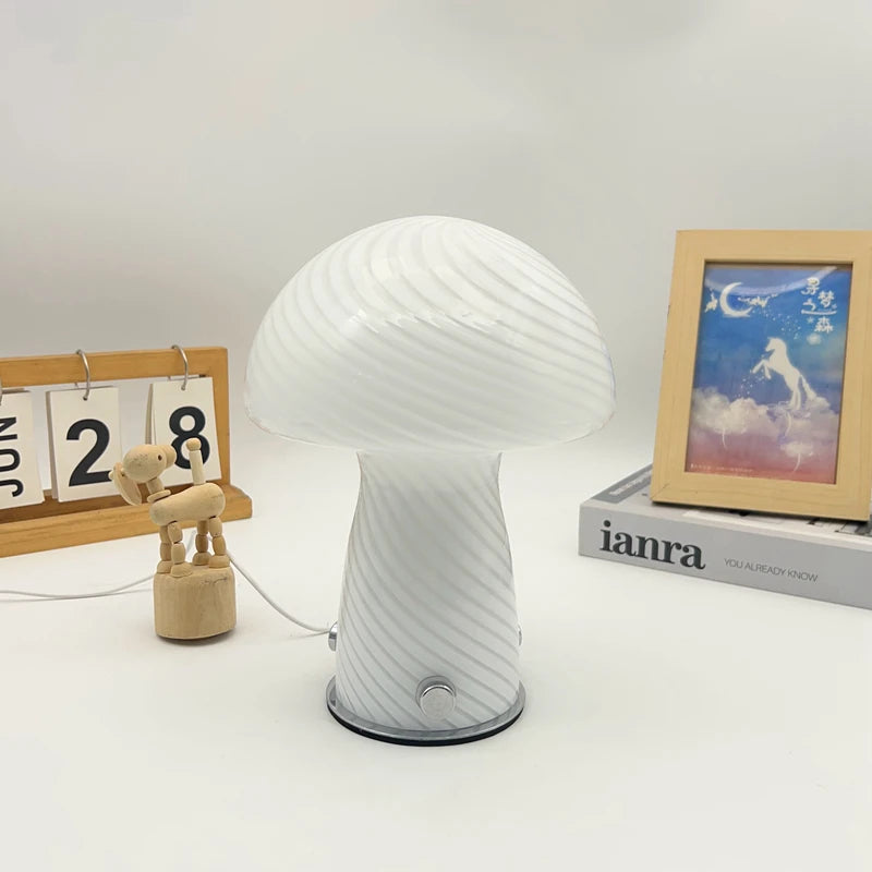 Nordic Vintage High Appearance Level Mushroom Table Lamp Girls Ambient Light for Bedroom Bedside Plug in Creative Reading Night