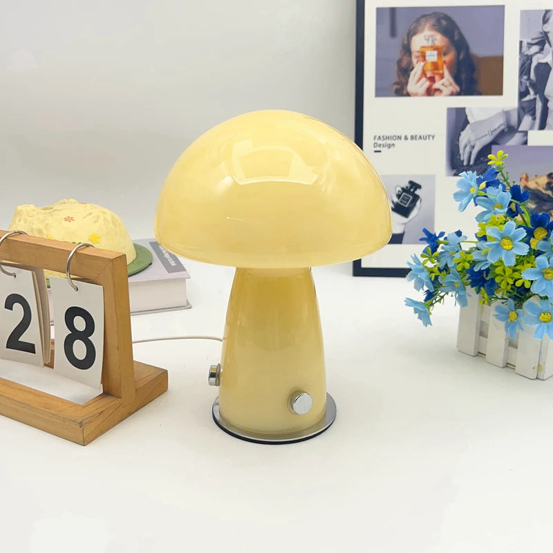 Nordic Vintage High Appearance Level Mushroom Table Lamp Girls Ambient Light for Bedroom Bedside Plug in Creative Reading Night