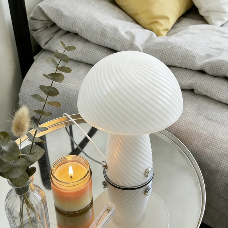 Nordic Vintage High Appearance Level Mushroom Table Lamp Girls Ambient Light for Bedroom Bedside Plug in Creative Reading Night